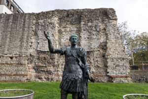 Gladiators to centurions, uncovering the archaeology of north-west Londinium