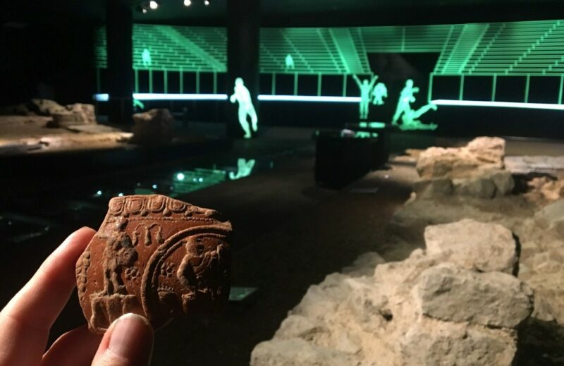 Hands on History: Mudlarking Exhibition in Roman Amphitheatre